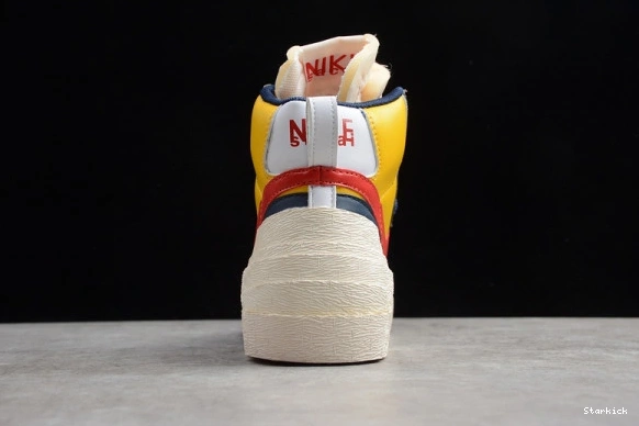 SACAI MID VARSITY MAIZE NIKE X BV0072-700 BLAZER 0911
